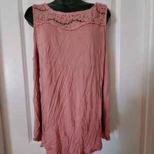 Soft lace tank